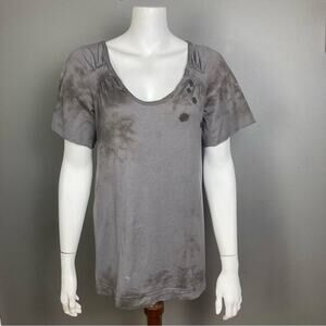 Chloe‎ shirt women's XS grey tie-dye tee scoop neck flower beads flutter sleeve